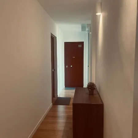 Futura Exclusive 4 * בארי